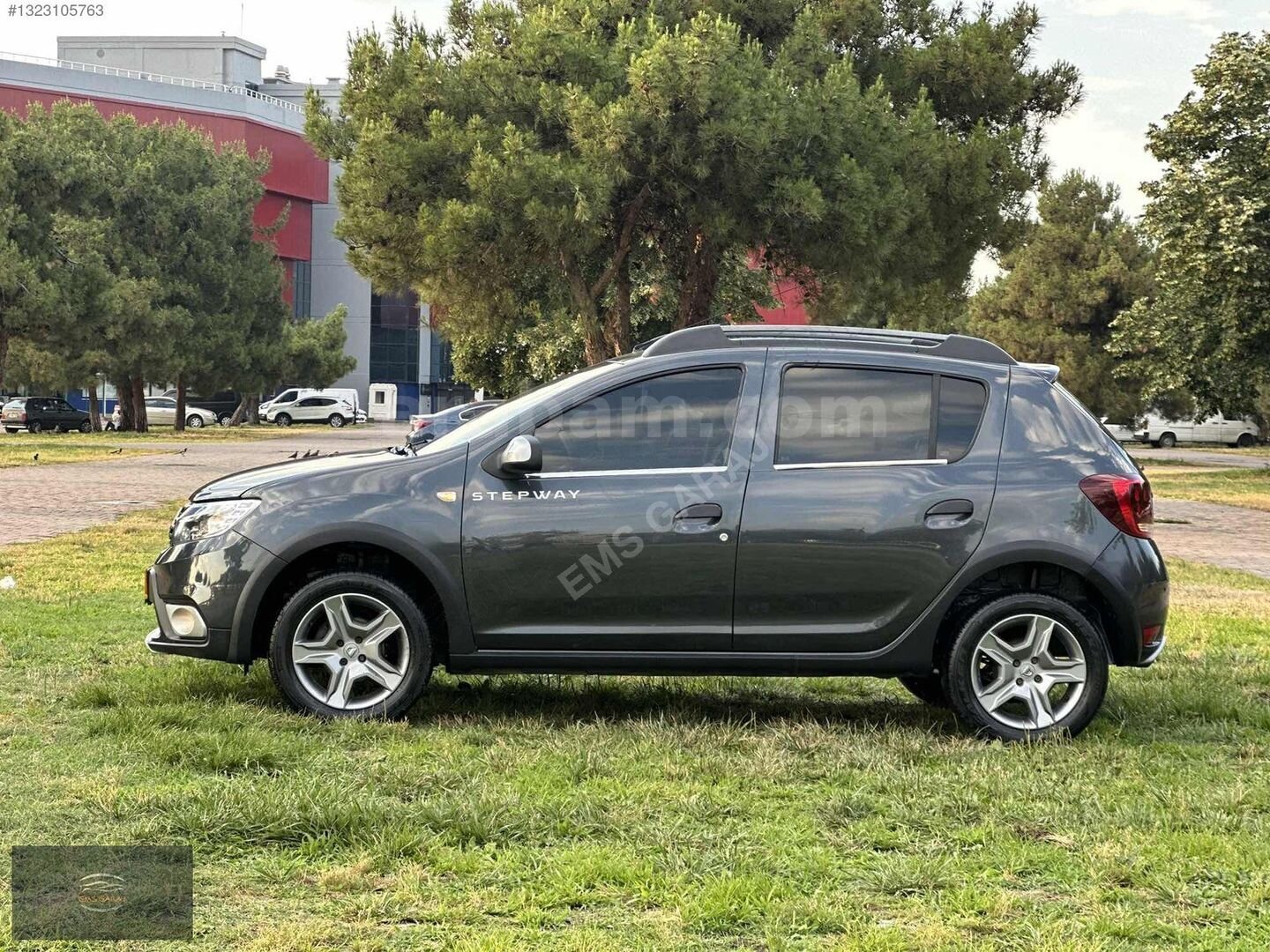 Galeriden Dacia Sandero 0.9 TCe Stepway Easy-R 2018 Model Bursa 98.000 km Mavi 7