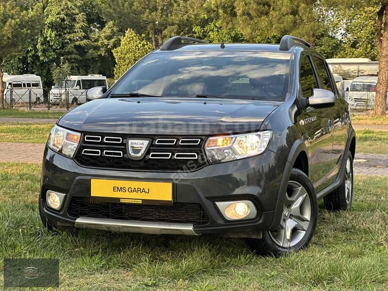 Galeriden Dacia Sandero 0.9 TCe Stepway Easy-R 2018 Model Bursa 98.000 km Mavi 1