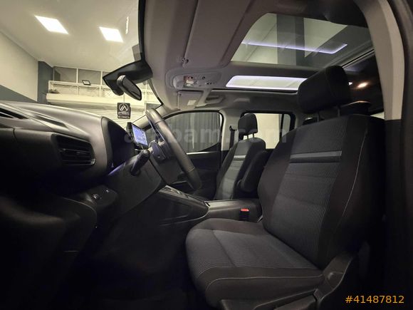 İPEK AUTO / Doblo Combi Premio Plus Cam Tavan / TAMAMINA KREDİ