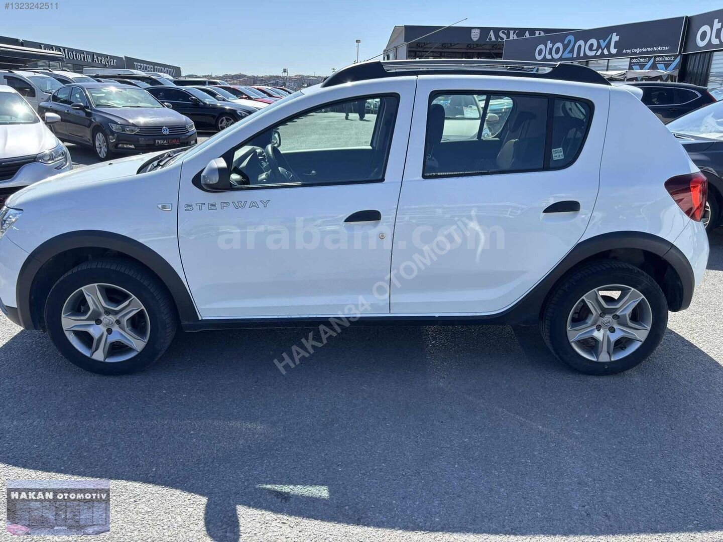 Galeriden Dacia Sandero 0.9 TCe Turbo Stepway 2020 Model İstanbul 72.000 km Beyaz 5