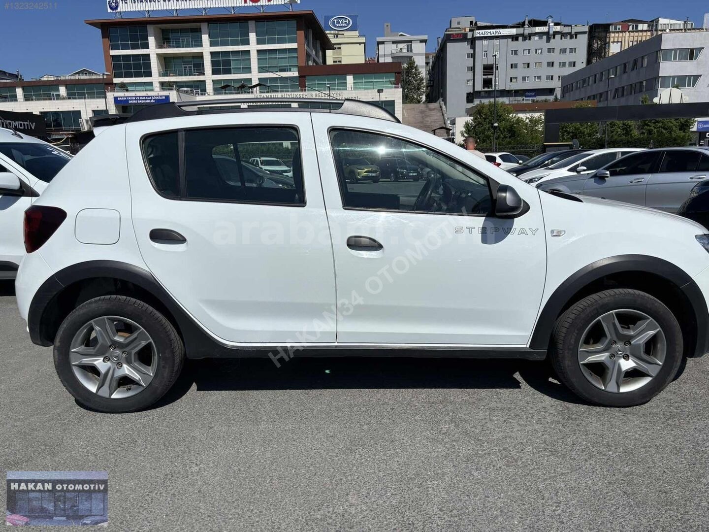 Galeriden Dacia Sandero 0.9 TCe Turbo Stepway 2020 Model İstanbul 72.000 km Beyaz 4