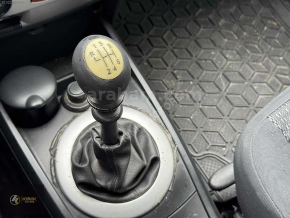 KINIK | MEGANE II 1.5 DİZEL EXCEPTİON KK12TAKSİT