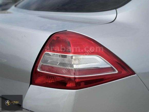 KINIK | MEGANE II 1.5 DİZEL EXCEPTİON KK12TAKSİT