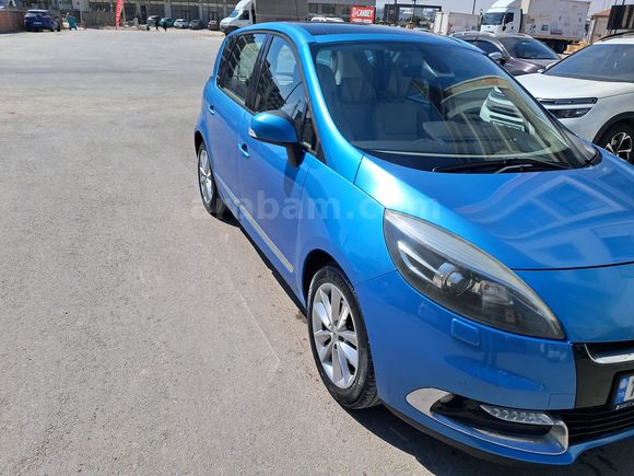 Sahibinden Renault Scenic 1.5 dCi Privilege 2012 Model 