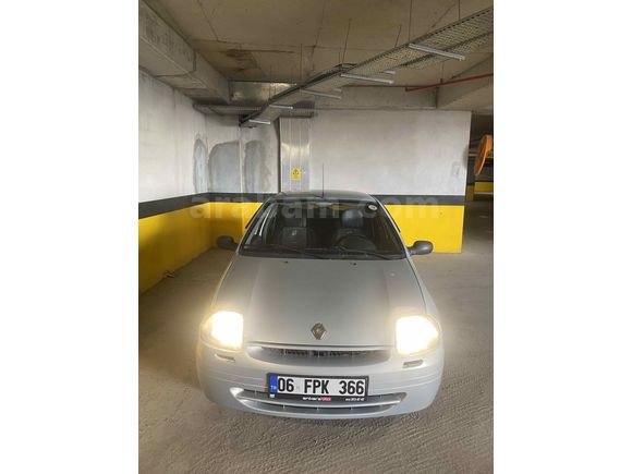 Sahibinden Renault Clio 1.4 RNA 2001 Model 