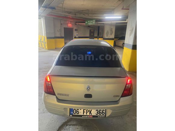Sahibinden Renault Clio 1.4 RNA 2001 Model 