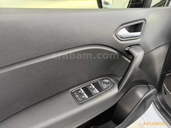 NARDO GRİ 2025 TRAFİĞE ÇIKIŞLI 15 BİN KM CAPTUR HYBRİD
