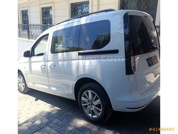 SADECE 50 KM'DE OTOMATİK CADDY