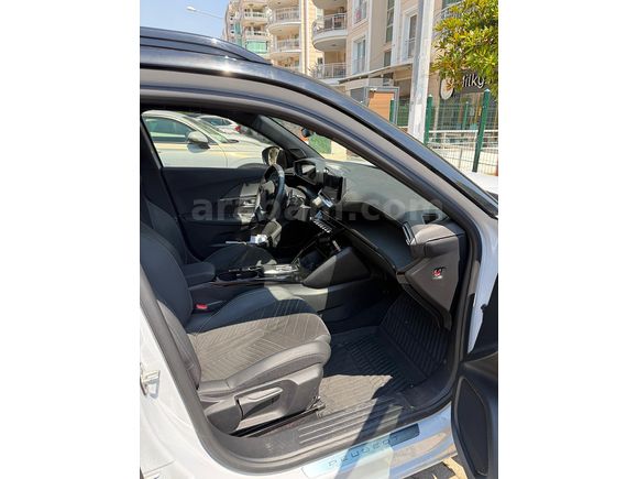 Sahibinden Peugeot 2008 1.2 PureTech GT 2024 Model 