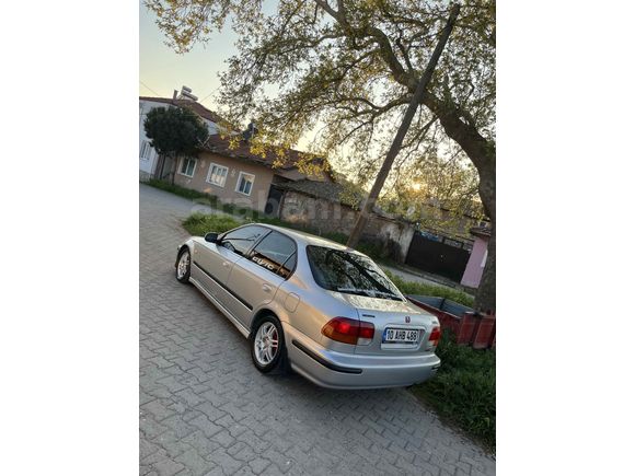 Sahibinden Honda Civic 1.4 i S 1999 Model 