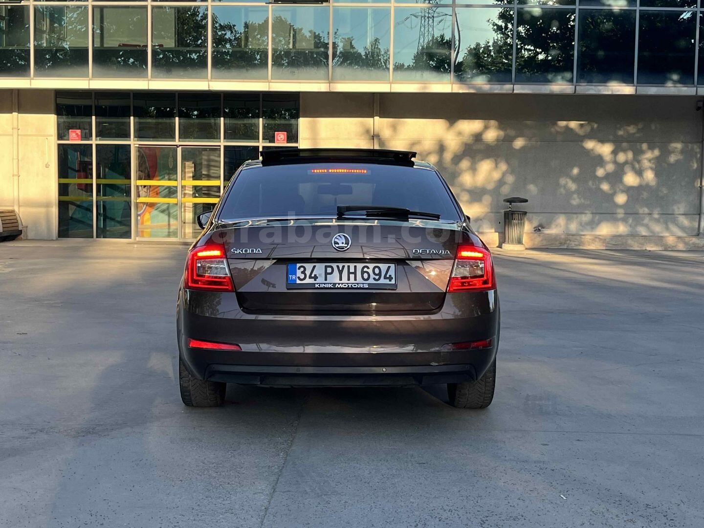 2015 ÇIKIŞLI SKODA OCTAVIA 1.6 TDI ELEGANCE CR – 159.000 KM – OTOMATİK 5