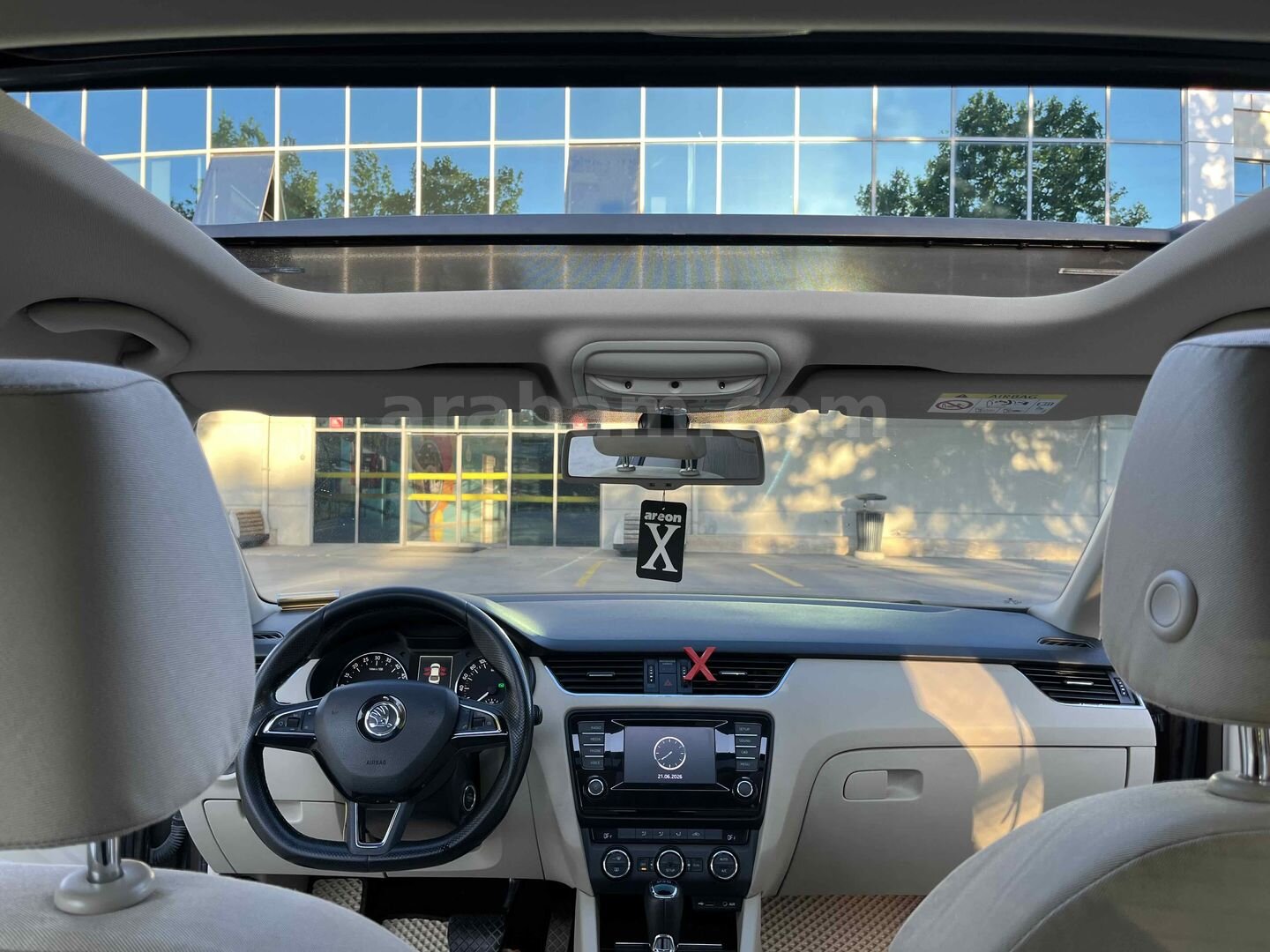 2015 ÇIKIŞLI SKODA OCTAVIA 1.6 TDI ELEGANCE CR – 159.000 KM – OTOMATİK 7