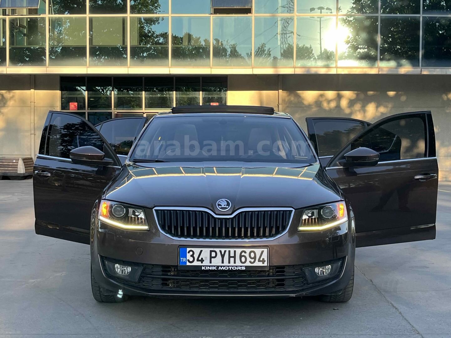2015 ÇIKIŞLI SKODA OCTAVIA 1.6 TDI ELEGANCE CR – 159.000 KM – OTOMATİK 2
