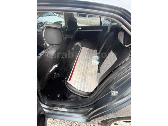 Sahibinden Volkswagen Jetta 1.6 TDi Primeline 2011 Model 
