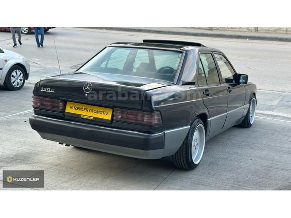KUZENLER'den Sunrooflu, Bakımlı, Tertemiz M.BENZ 190E