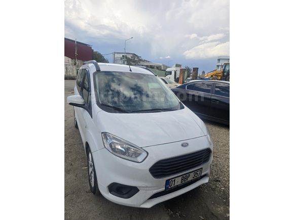 Sahibinden Ford Tourneo Courier 1.5 TDCi Journey Trend 2022 Model