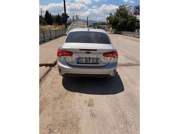 Sahibinden Ford Focus 1.5 TDCi Titanium X 2023 Model  45.000 km Gri (Gümüş)