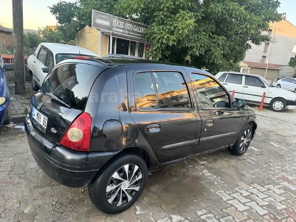 Galeriden Renault Clio 1.4 RN 2002 Model Çanakkale