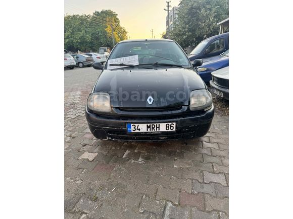 Galeriden Renault Clio 1.4 RN 2002 Model Çanakkale