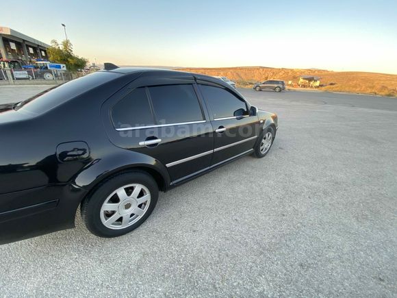 Sahibinden Volkswagen Bora 1.6 Trendline 2000 Model 