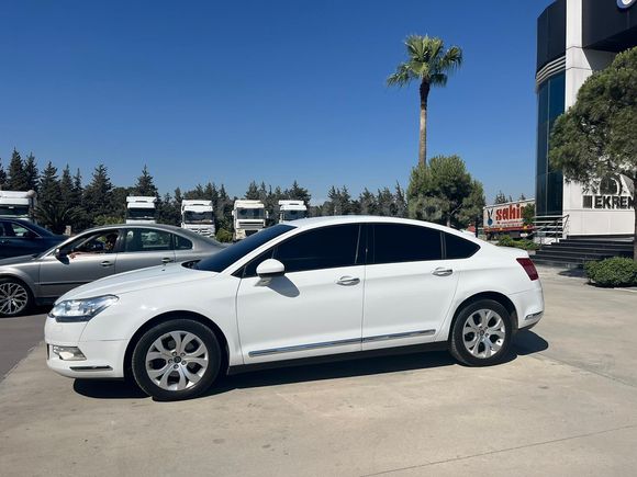 EKREM DEN 2011 MODEL CİTROEN C 5 MANUEL