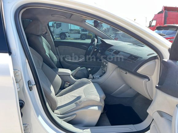EKREM DEN 2011 MODEL CİTROEN C 5 MANUEL