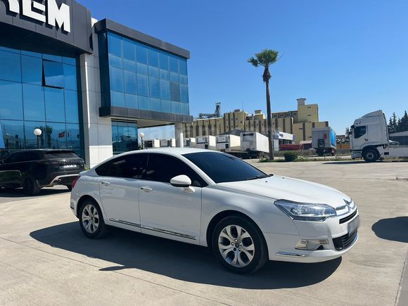 EKREM DEN 2011 MODEL CİTROEN C 5 MANUEL