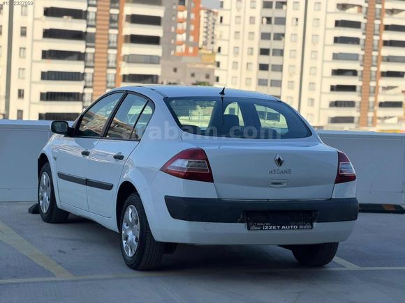 2009 MODEL 1.6 BENZİNLİ BAKIMLI BİR ARAÇTIR
