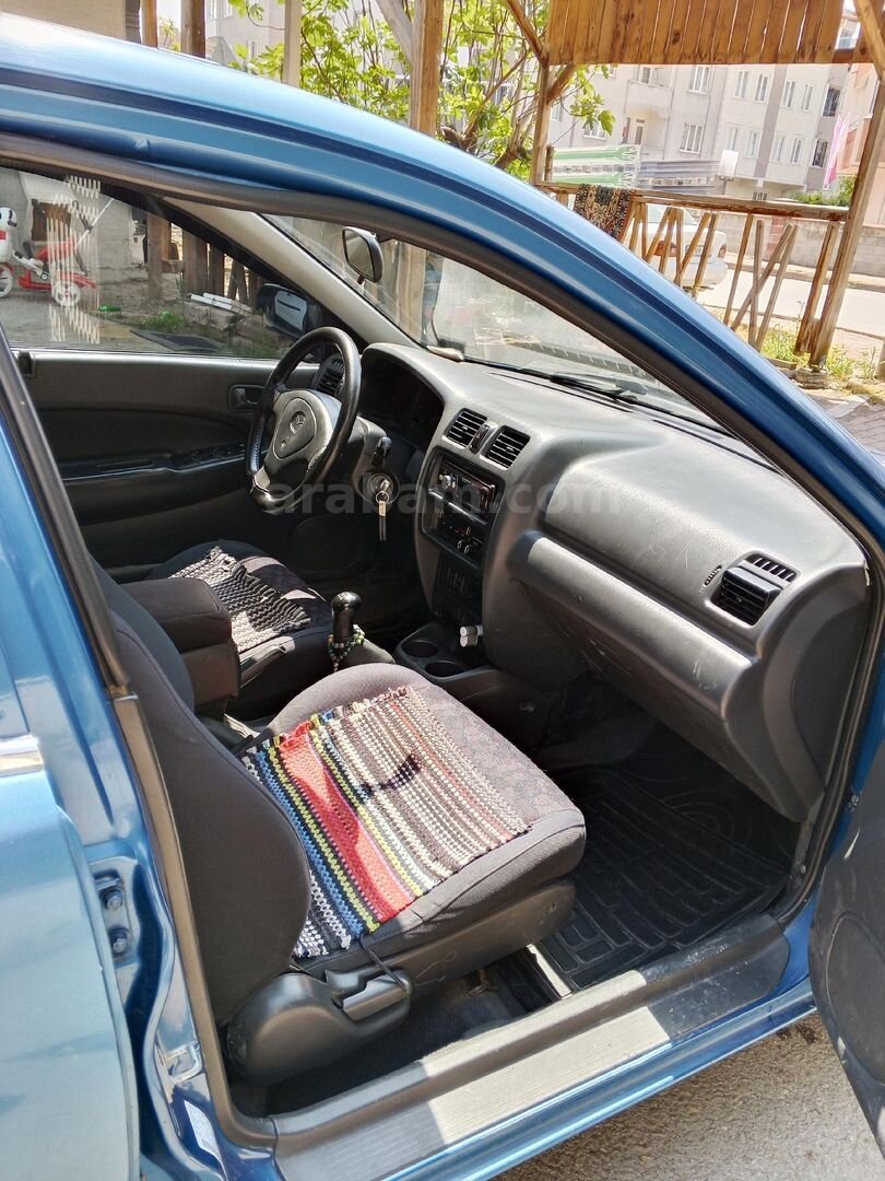 Sahibinden Mazda 323 1.5 Familia 1998 Model 6