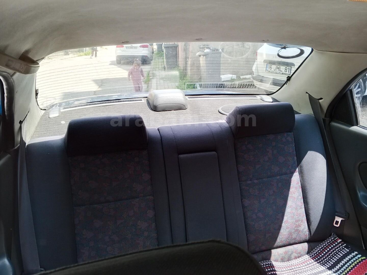 Sahibinden Mazda 323 1.5 Familia 1998 Model 7