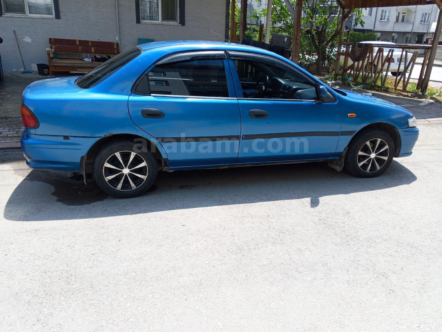 Sahibinden Mazda 323 1.5 Familia 1998 Model 3