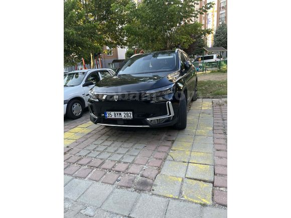 Sahibinden Skywell ET5 Legend 2023 Model  31.800 km Siyah