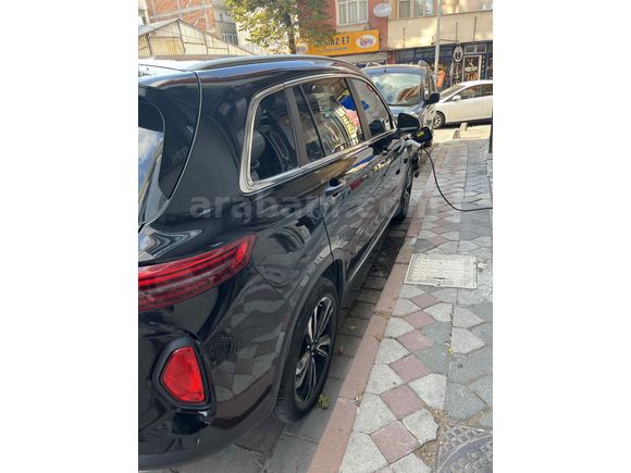 Sahibinden Skywell ET5 Legend 2023 Model  31.800 km Siyah