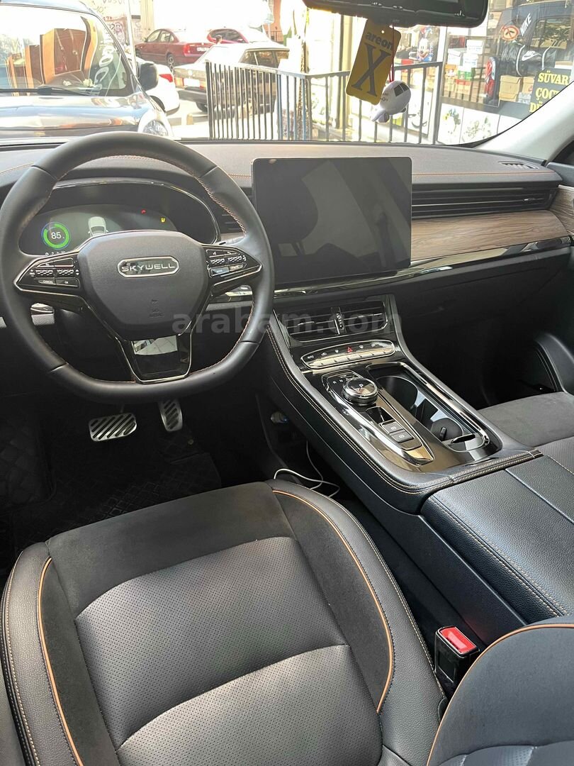 Sahibinden Skywell ET5 Legend 2023 Model İstanbul 31.800 km Siyah 7