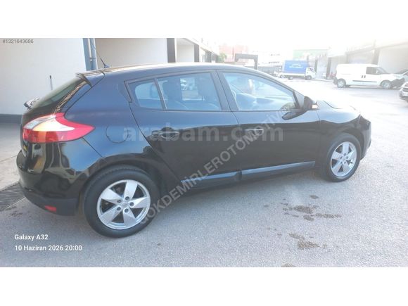 2011 MODEL MEGANE 3 1.6 16V OTOMATİK VİTES