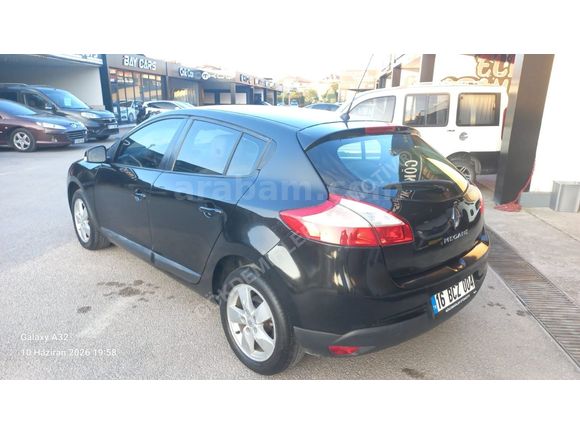 2011 MODEL MEGANE 3 1.6 16V OTOMATİK VİTES