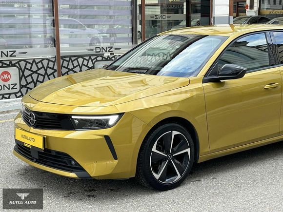 2023 BOYASIZ 1.2T ELEGANCE 130 HP OTOMATİK