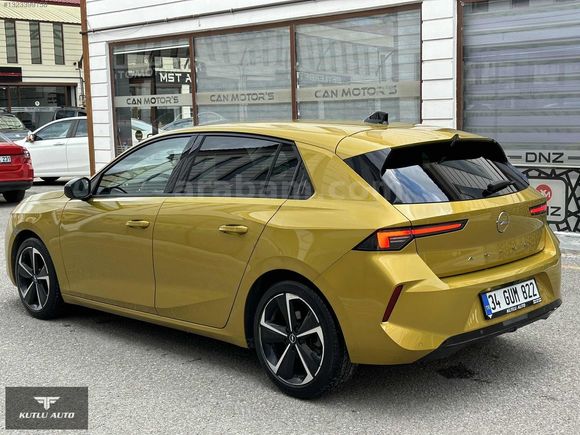 2023 BOYASIZ 1.2T ELEGANCE 130 HP OTOMATİK