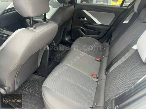 2024 MODEL OPEL ASTRA 1.2T EDİTİON 14.600 KM HATASIZ