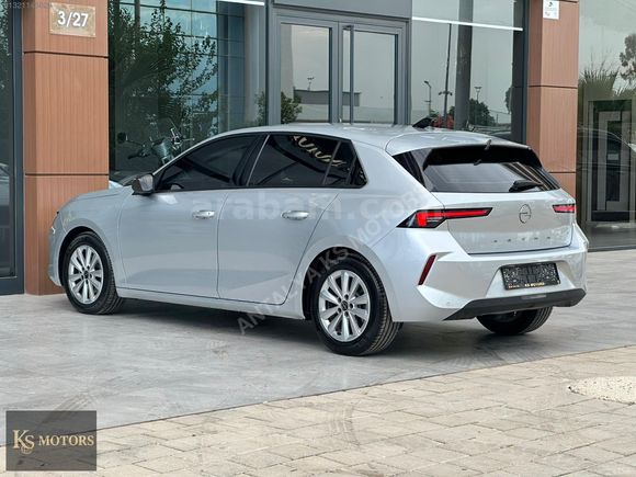 2024 MODEL OPEL ASTRA 1.2T EDİTİON 14.600 KM HATASIZ