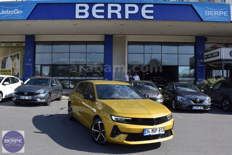 Galeriden Opel Astra 1.2 T GS 2024 Model İstanbul 26.132 km Sarı