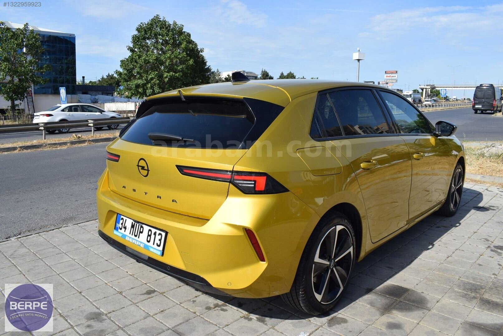 Galeriden Opel Astra 1.2 T GS 2024 Model İstanbul 26.132 km Sarı 7