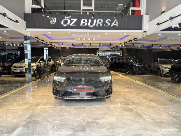 2025 MODEL 15.000 KM. SUNROOFLU HATASIZ OPEL ASTA ( K.K.12 TK.)
