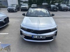 ÖZKILIÇ RENAULT-DACİA YETKİLİ BAYİ'DEN TEMİZ HATASIZ CAM TAVAN