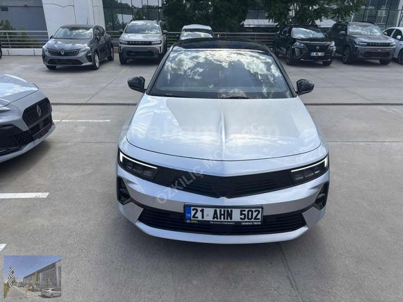 ÖZKILIÇ RENAULT-DACİA YETKİLİ BAYİ'DEN TEMİZ HATASIZ CAM TAVAN