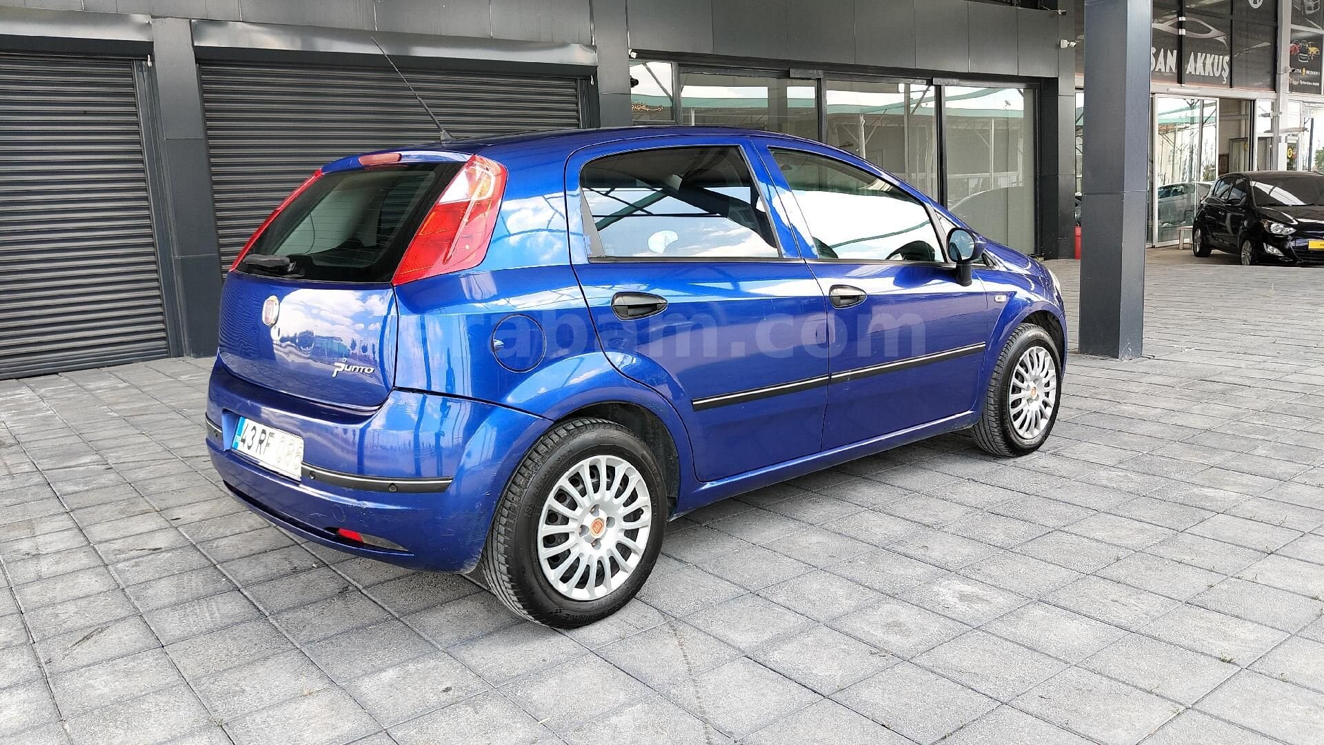 Galeriden Fiat Punto EVO 1.4 Active 2009 Model Karaman 150.000 km Mavi 3