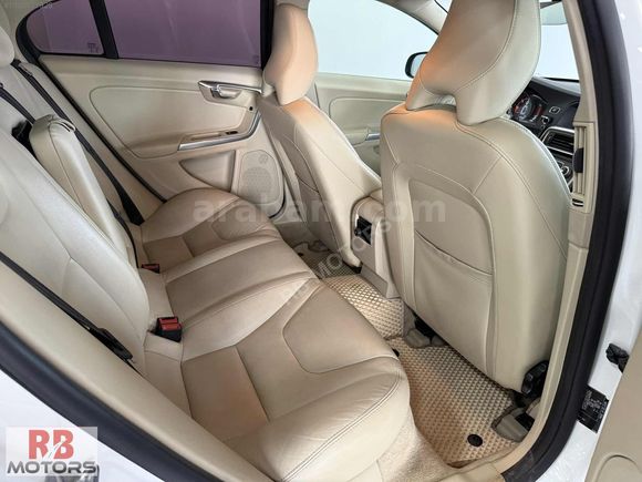 2015 MODEL 2016 ÇIKIŞLI VOLVO S60 2.0 D ADVANCE GERİ GÖRÜŞ