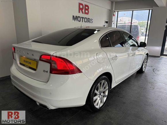 2015 MODEL 2016 ÇIKIŞLI VOLVO S60 2.0 D ADVANCE GERİ GÖRÜŞ