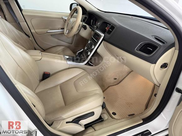 2015 MODEL 2016 ÇIKIŞLI VOLVO S60 2.0 D ADVANCE GERİ GÖRÜŞ