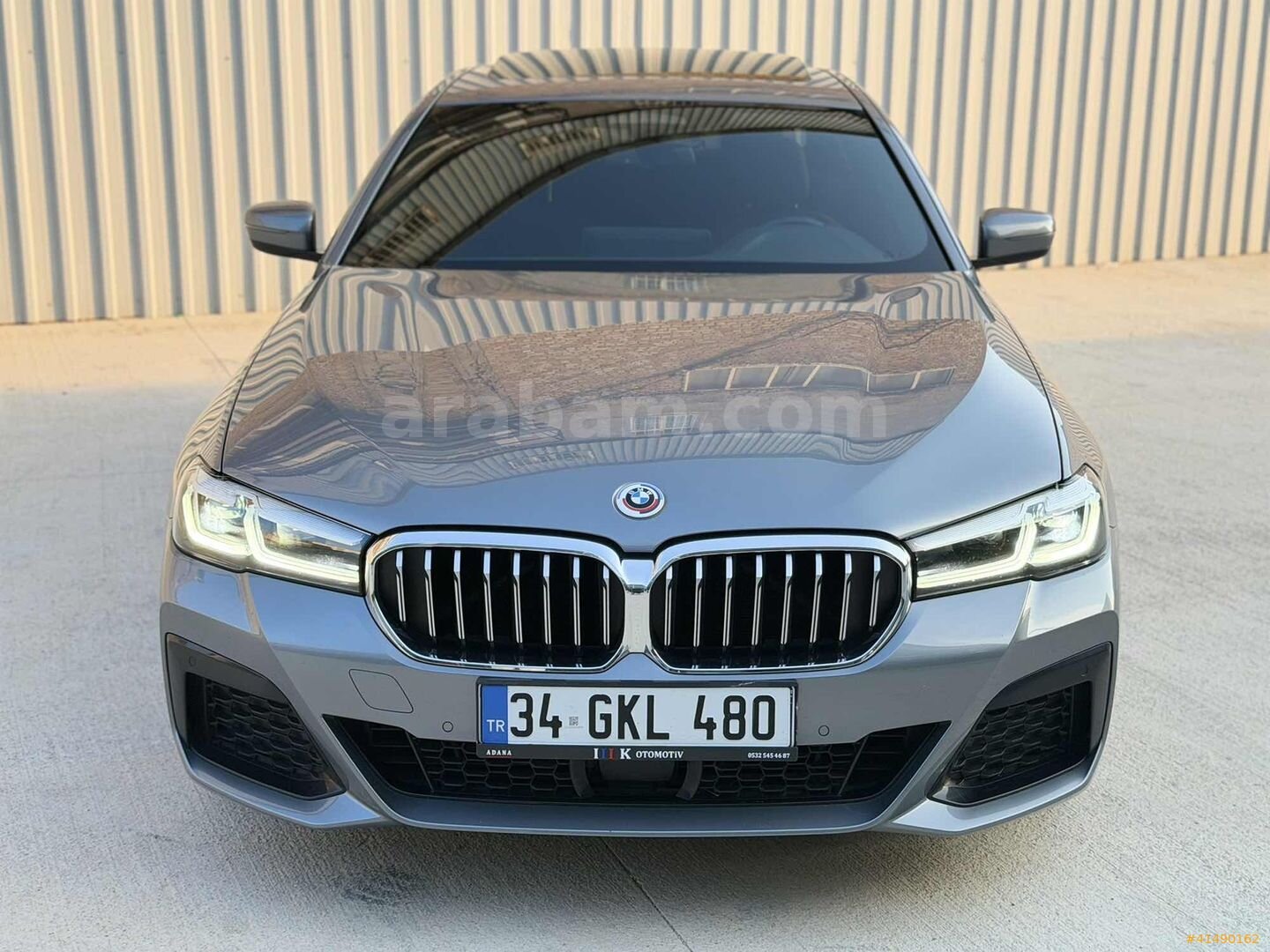 Galeriden BMW 5 Serisi 520i M Sport 2023 Model Adana 65.000 km Füme 4